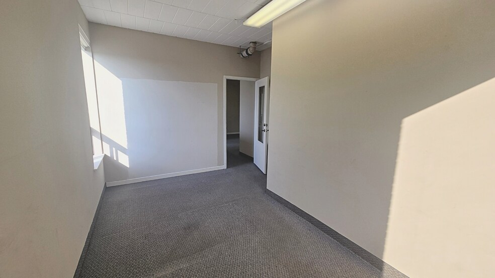 More Photos Of 770 Browns Line, Toronto Medical For Lease