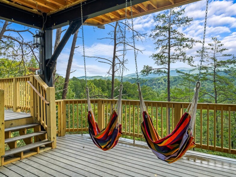 More Photos Of 1708 Minty Way, Sevierville Hotel For Sale
