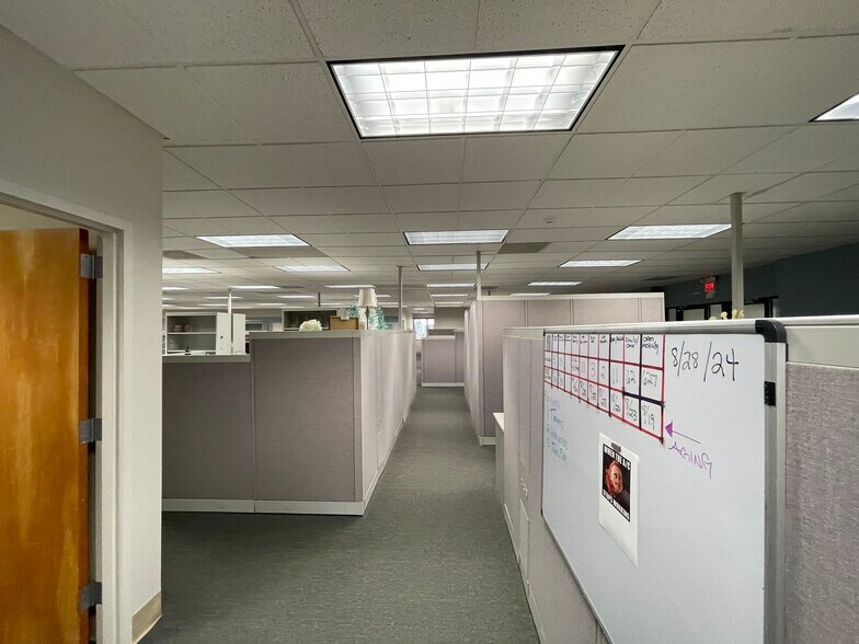 More Photos Of 1500 Wall St, Saint Charles Medical For Lease