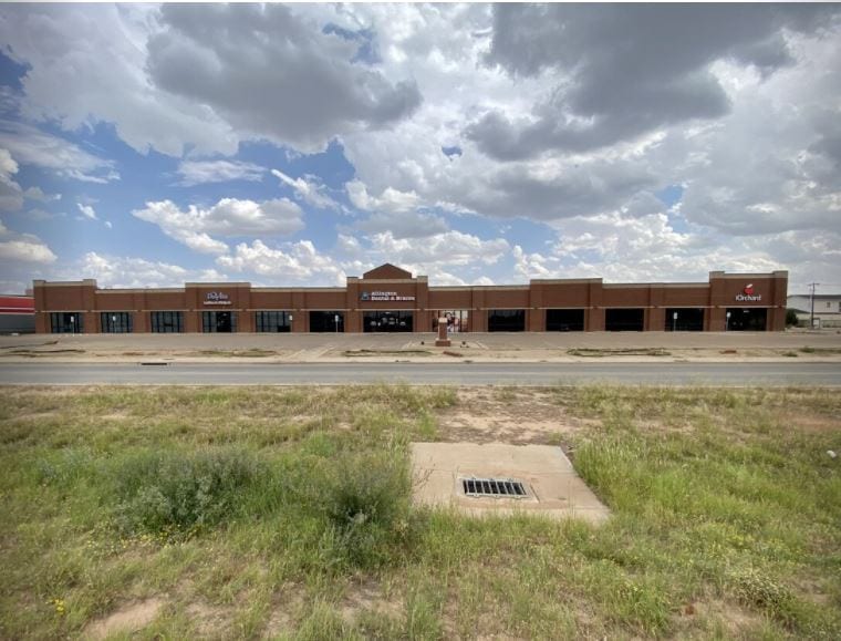 More Photos Of 1923 4th St, Lubbock Unknown For Lease