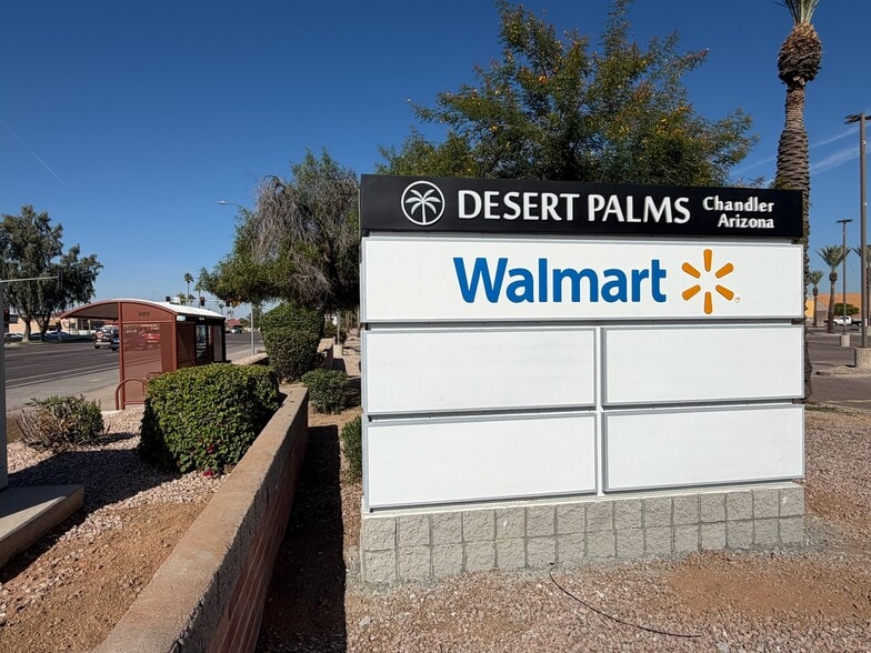 More Photos Of 2055 N Alma School Rd, Chandler Unknown For Lease