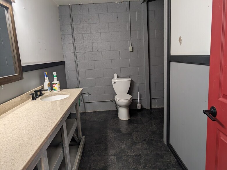 More Photos Of 235 MacKay Cres, Wood Buffalo Warehouse For Lease