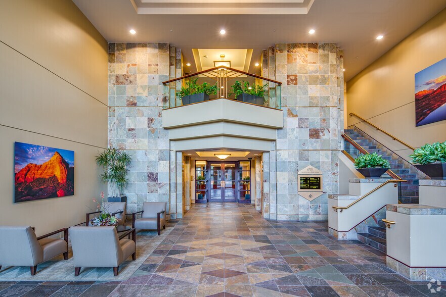 More Photos Of 6710 N Scottsdale Rd, Scottsdale Unknown For Lease
