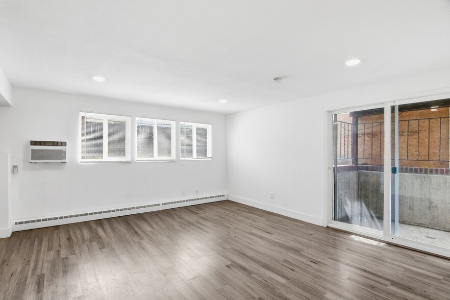 More Photos Of 16432 E 13th Pl, Aurora Specialty For Sale