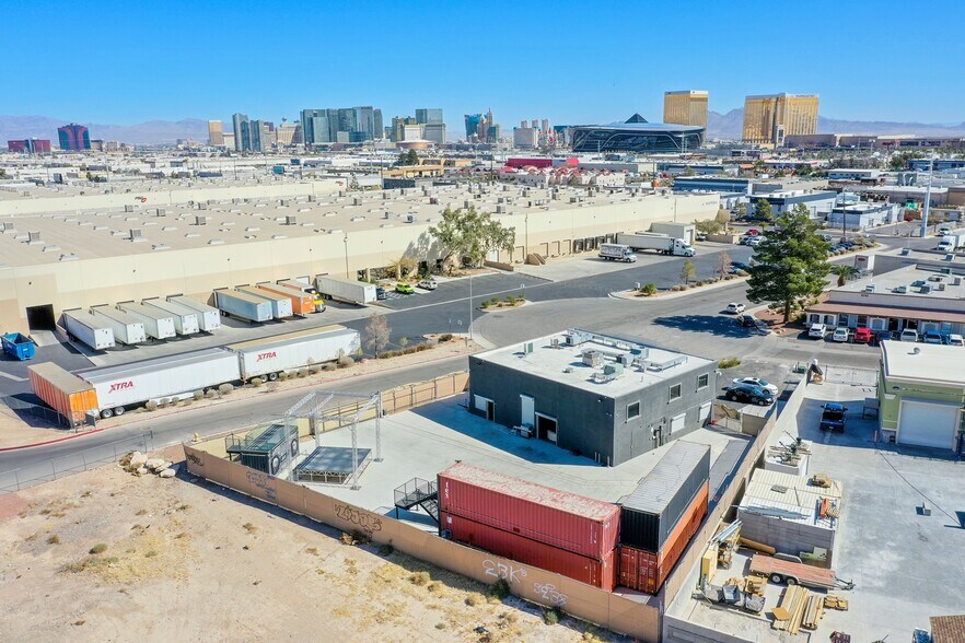 More Photos Of 4251 W Oquendo Rd, Las Vegas Light Distribution For Sale