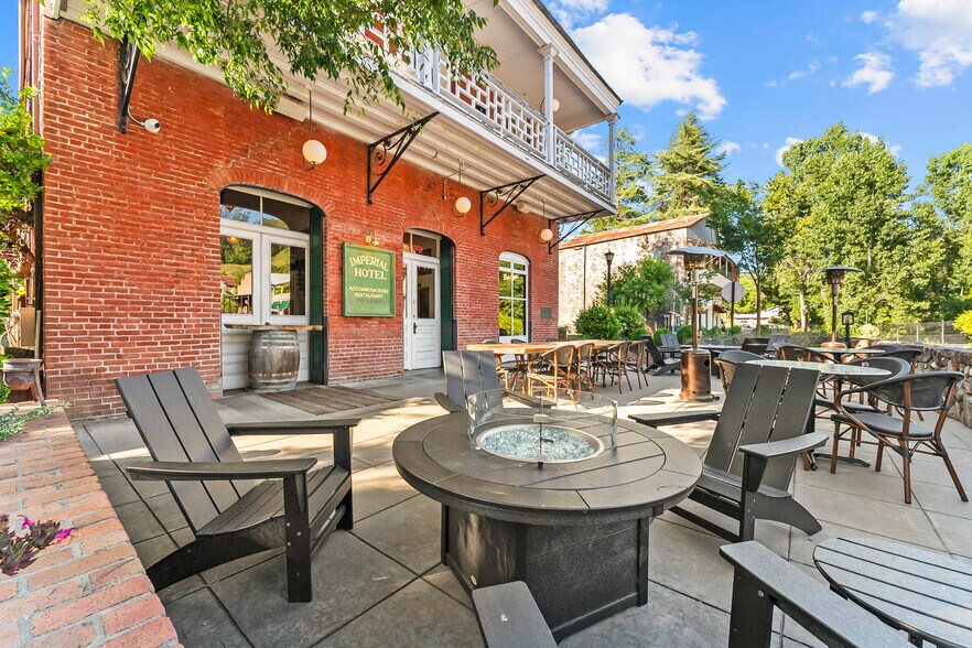 More Photos Of 14202 S State Highway 49, Amador City Hotel For Sale