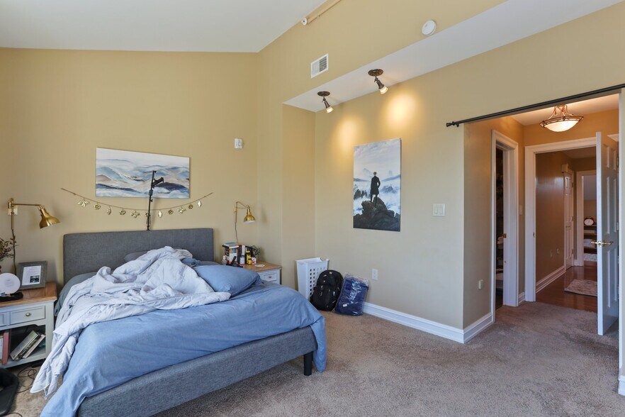 More Photos Of 14111-14113 Pennsylvania Ave, Hagerstown Freestanding For Sale