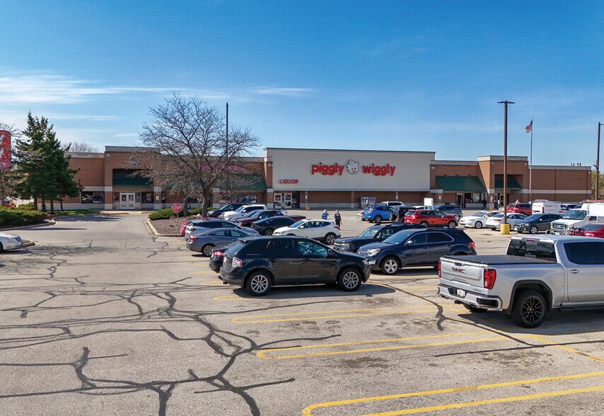 More Photos Of 123 W Oklahoma Ave, Milwaukee Freestanding For Sale
