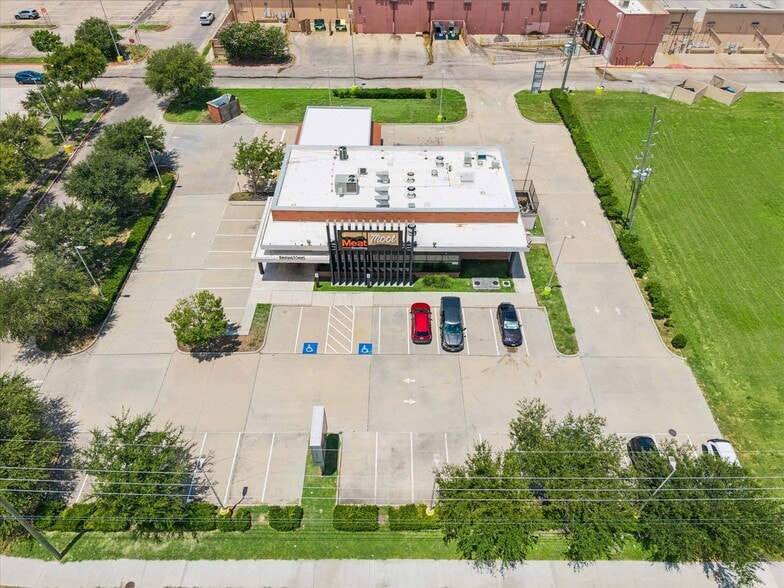 Primary Photo Of 2540 Eldridge Pky, Houston Freestanding For Sale