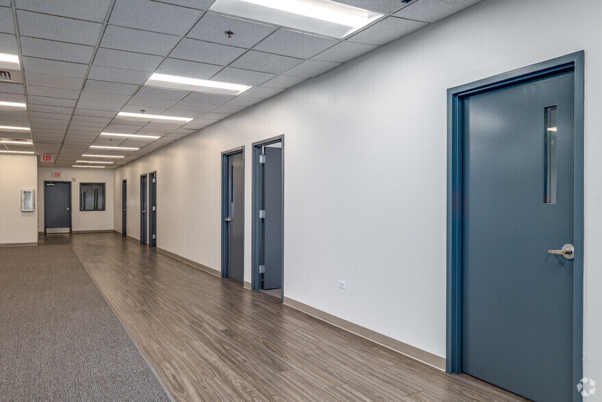 More Photos Of 2380 Sullivan Rd, Aurora Manufacturing For Lease