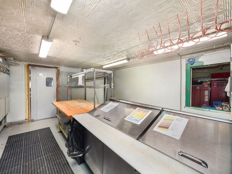 More Photos Of 553 County Road 94, Hankins Restaurant For Sale