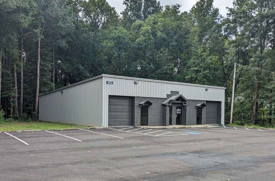 Primary Photo Of 500 Pike Park Dr, Lawrenceville Light Manufacturing For Lease