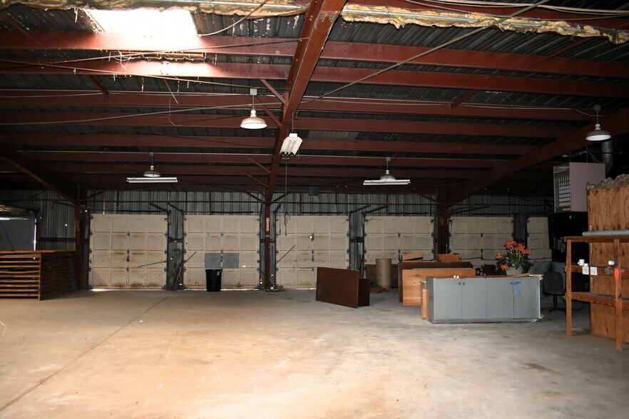 More Photos Of 859 Clayton St, Montgomery Warehouse For Sale