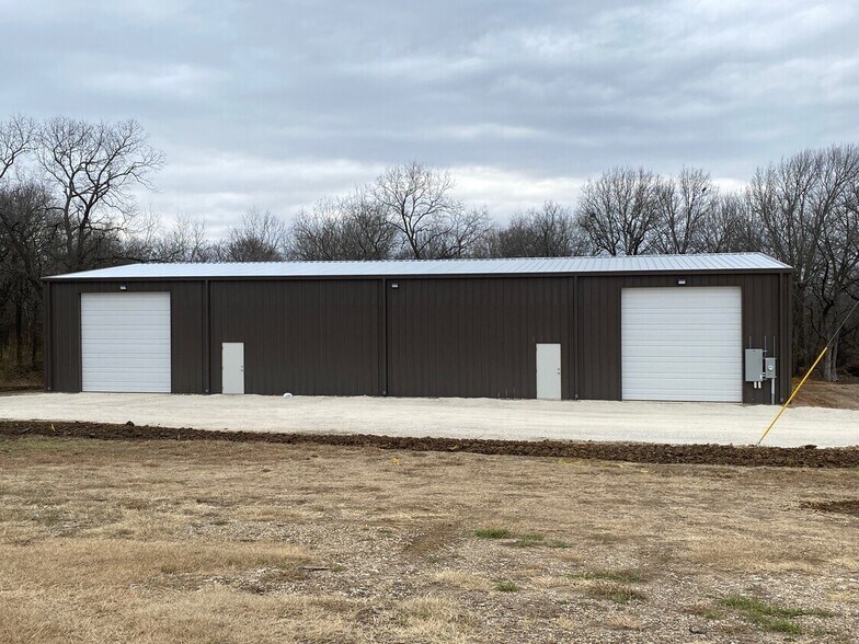 More Photos Of 6585 N FM 1417, Denison Warehouse For Lease
