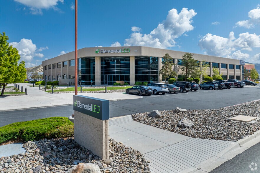 More Photos Of 885 Trademark Dr, Reno Office Residential For Lease