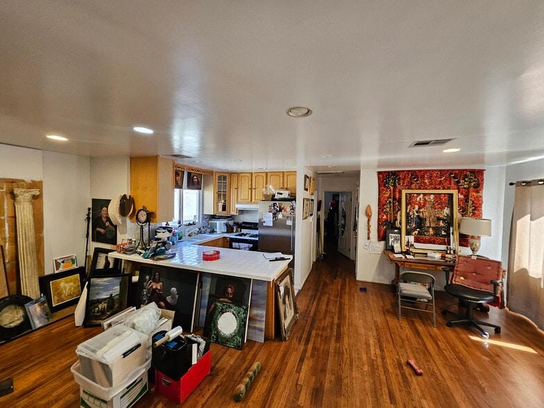 More Photos Of 3264 Motor Ave, Los Angeles Restaurant For Sale