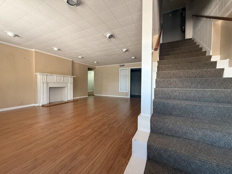 More Photos Of 2767 Santa Fe St, Corpus Christi Medical For Lease