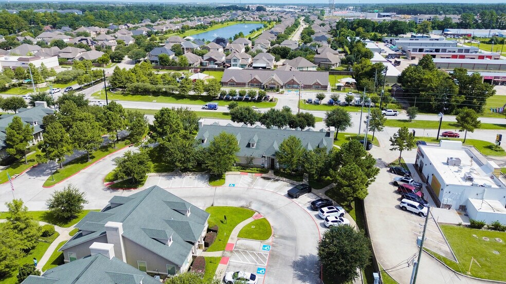 More Photos Of 11601 Spring Cypress Rd, Tomball Medical For Lease