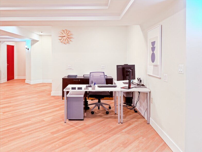 More Photos Of 4041 Powder Mill Rd, Beltsville Coworking Space