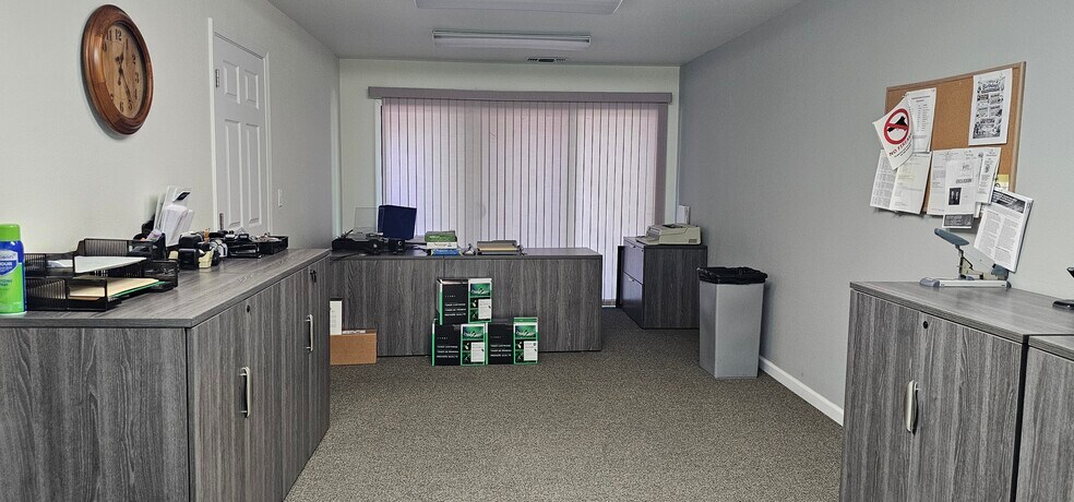 More Photos Of 1425 Butte House Rd, Yuba City Office For Lease
