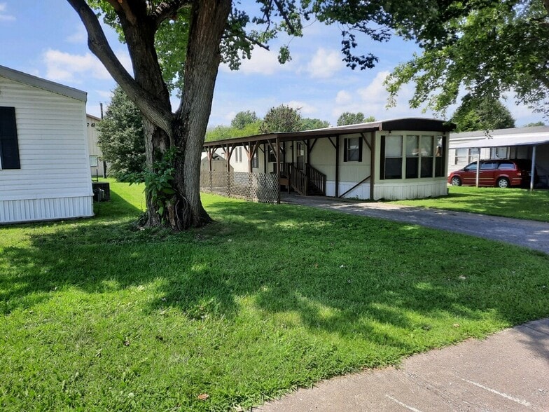 More Photos Of 321 N All Seasons Rd, Geff Manufactured Housing Mobile Home Park For Sale