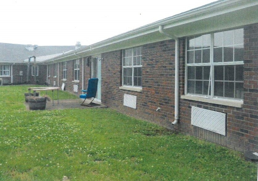 More Photos Of 518 E Marshall St, Sweet Springs Assisted Living For Sale