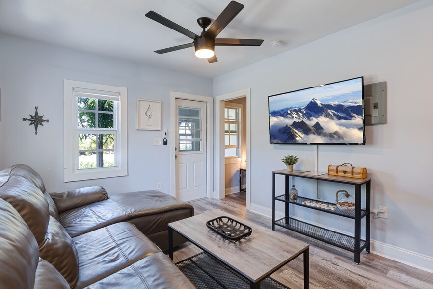 More Photos Of 314 S Federal Hwy, Lake Worth Beach Apartments For Sale