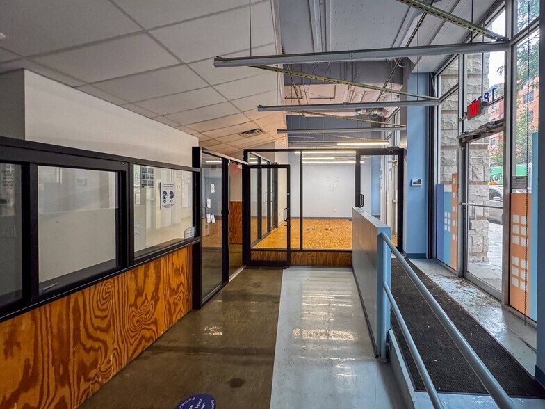 More Photos Of 1827 Madison Ave, New York Apartments For Lease