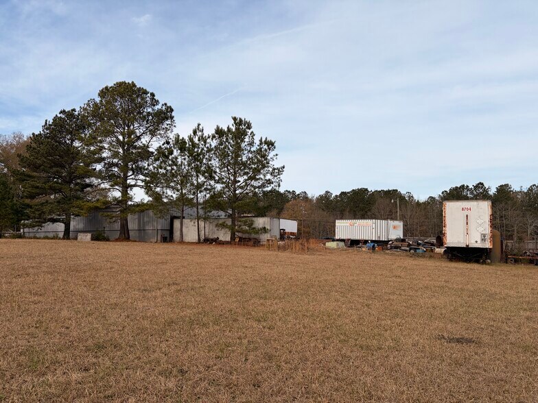 More Photos Of 4481 Lamb Ave, Union Point Warehouse For Sale