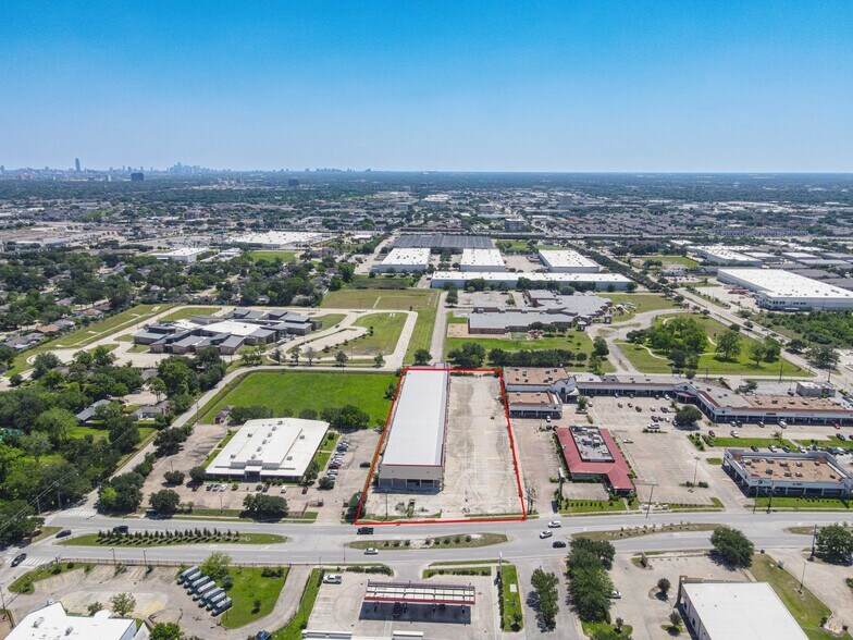 More Photos Of 9433 Wilcrest Dr, Houston Flex For Sale