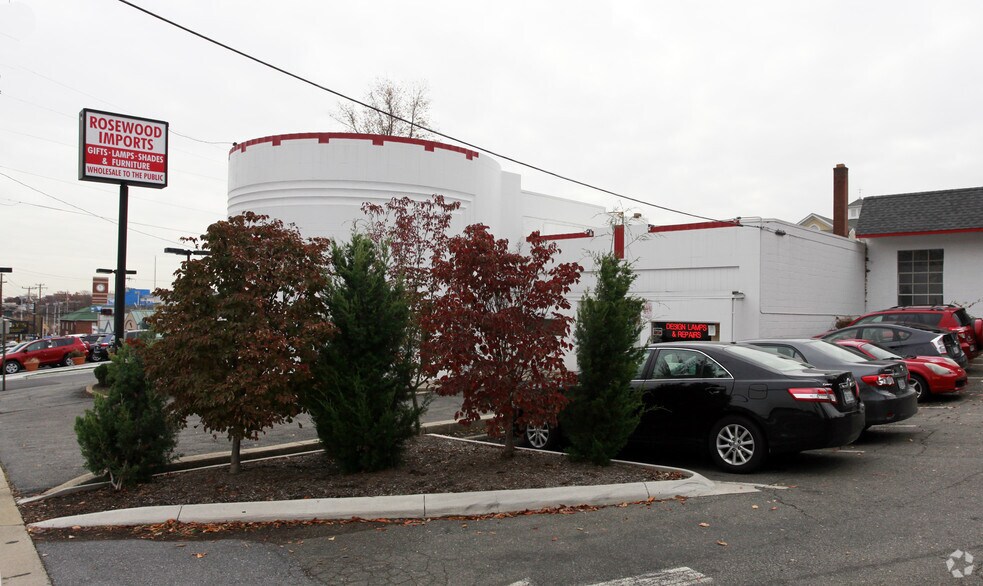 More Photos Of 4050 Cherry Hill Rd, Arlington Freestanding For Lease