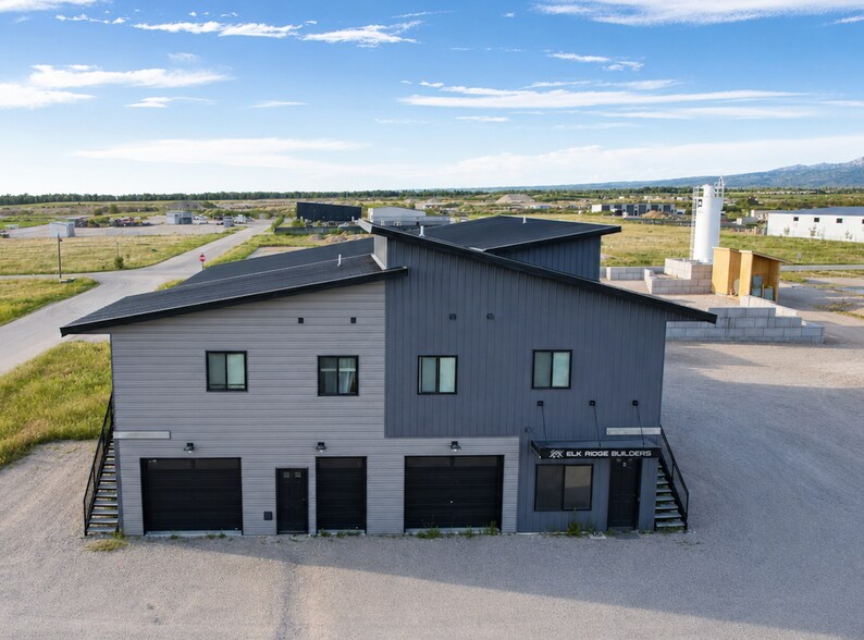 More Photos Of 1310 Industrial Lane, Driggs Showroom For Sale