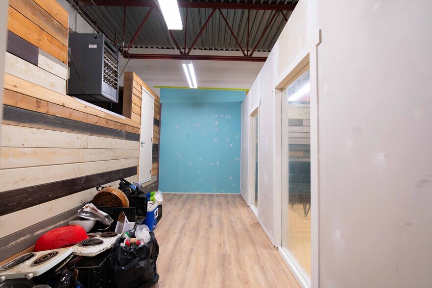 More Photos Of 13308 76th Ave, Surrey Warehouse For Sale