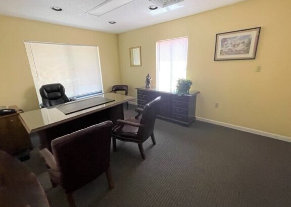 More Photos Of 561 S Duncan Ave, Clearwater Medical For Sale