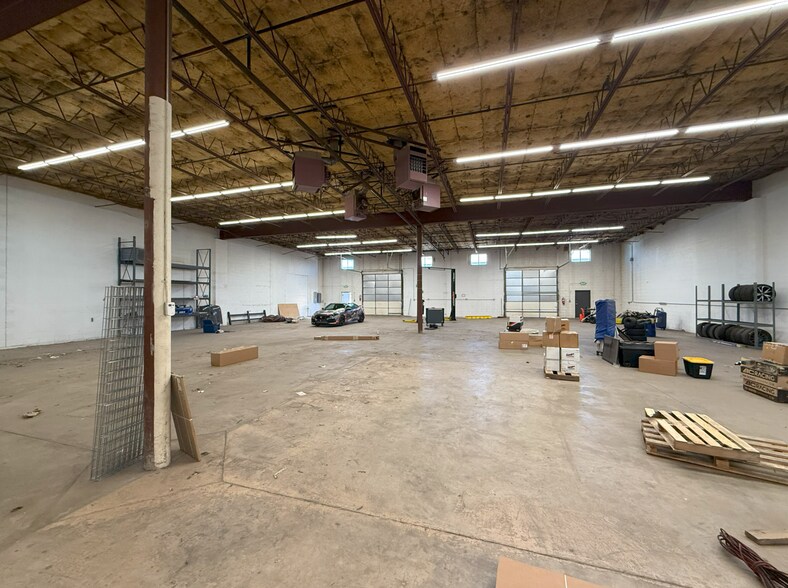 More Photos Of 2610 S Raritan Cir, Englewood Industrial For Sale