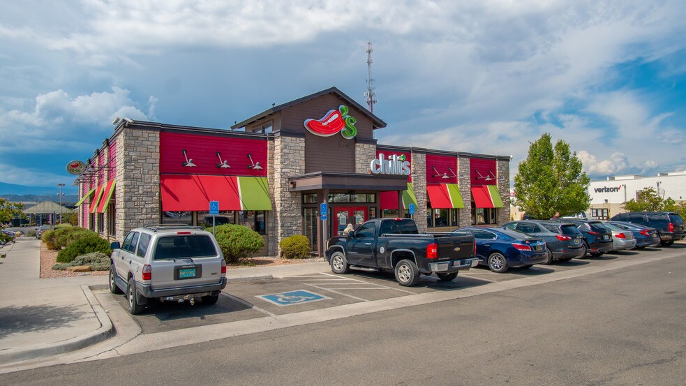 Primary Photo Of Chili's, Espanola Freestanding For Sale