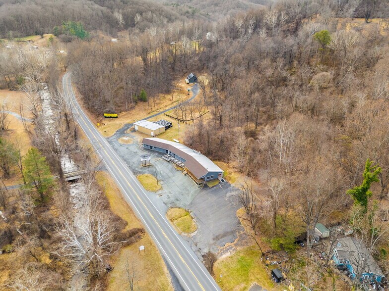 More Photos Of 11669 Lee Hwy, Sperryville Restaurant For Sale