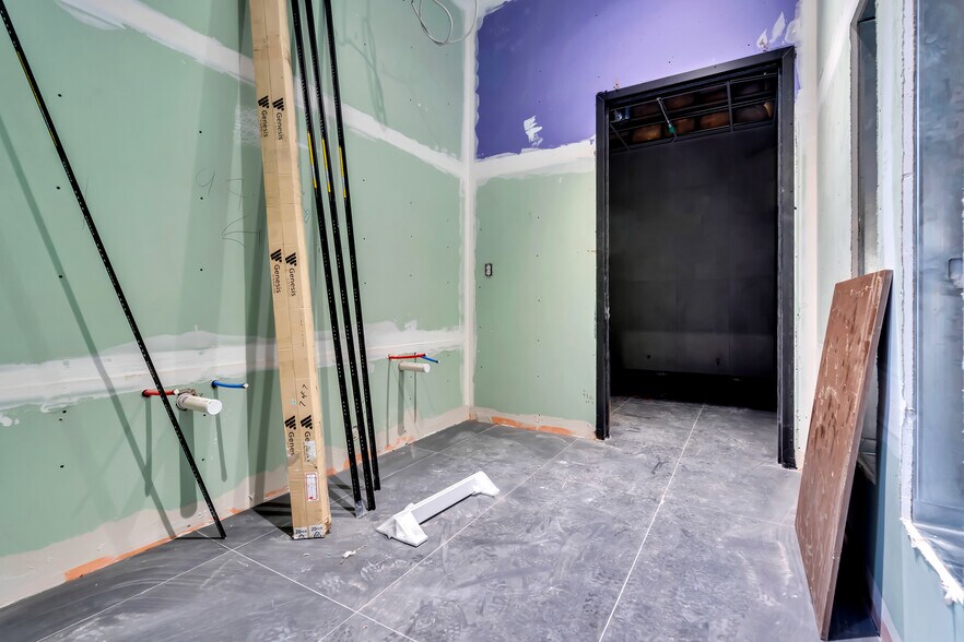 More Photos Of 705 Brewers Bridge Rd, Jackson Office For Lease