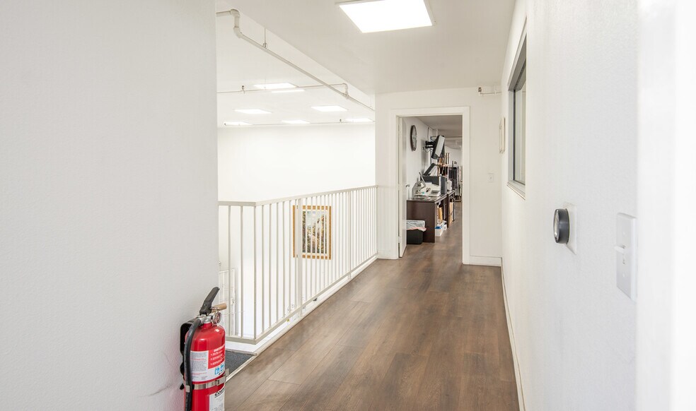 More Photos Of 800-808 E 29th St, Los Angeles Warehouse For Sale