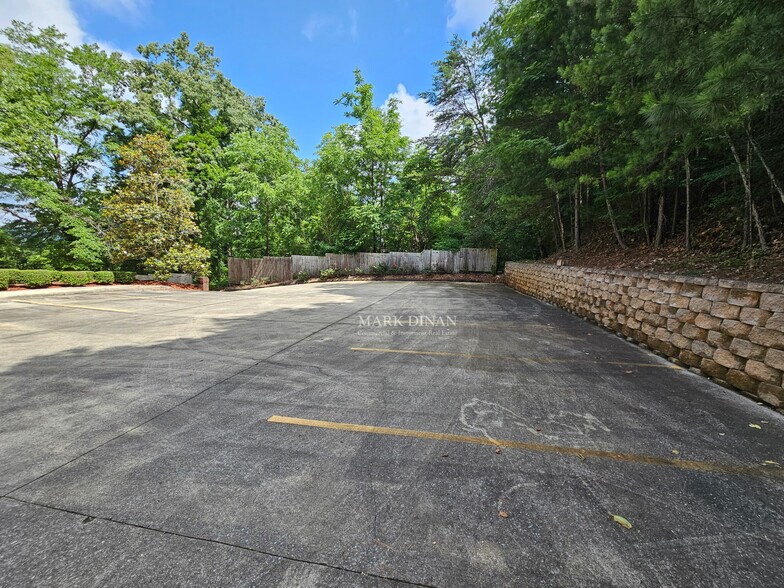 More Photos Of 3605 Cahaba Beach Rd, Birmingham Office For Sale
