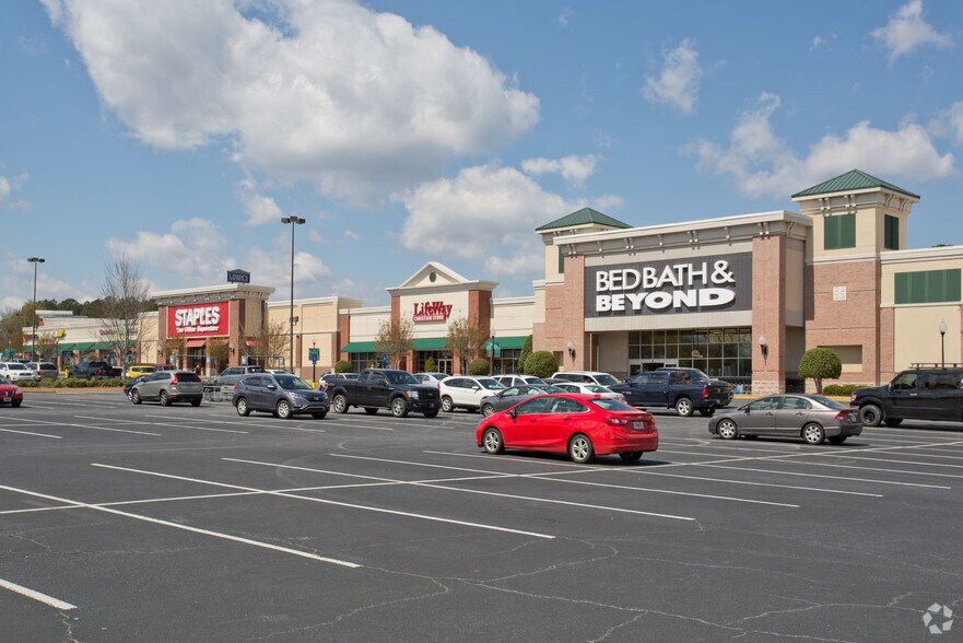 More Photos Of 5555 Whittlesey Blvd, Columbus General Retail For Lease