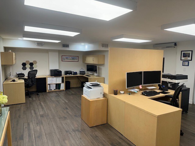 More Photos Of 16115 SW 117th Ave, Miami Showroom For Sale
