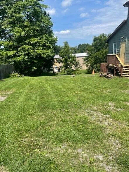 More Photos Of 604 S Oakwood Ave, Beckley Loft Creative Space For Lease