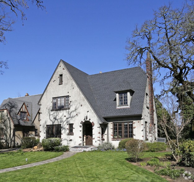 Primary Photo Of 1991 Garden Ave, Eugene Office For Lease