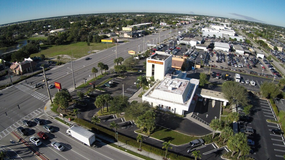 More Photos Of 2701 W Okeechobee Blvd, West Palm Beach Office For Sale