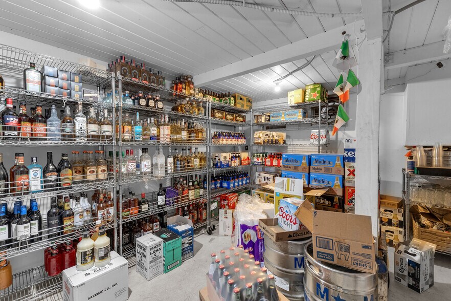 More Photos Of 57173 Sunnyslope Dr, Yucca Valley General Retail For Sale