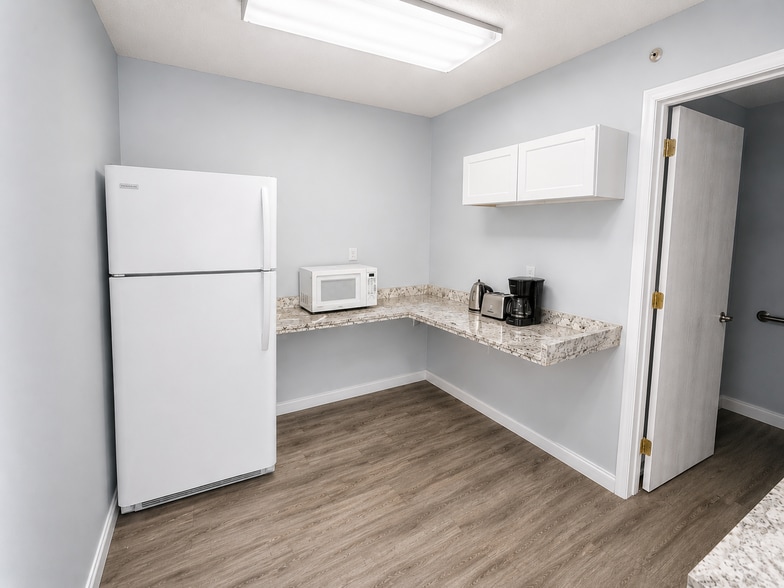 More Photos Of 1720 Glenwood Ave N, Minneapolis Apartments For Sale