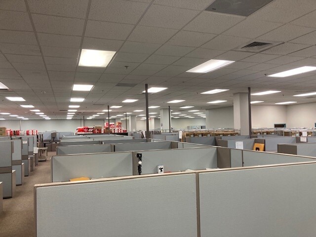 More Photos Of 3429 Regal Dr, Alcoa Office For Lease