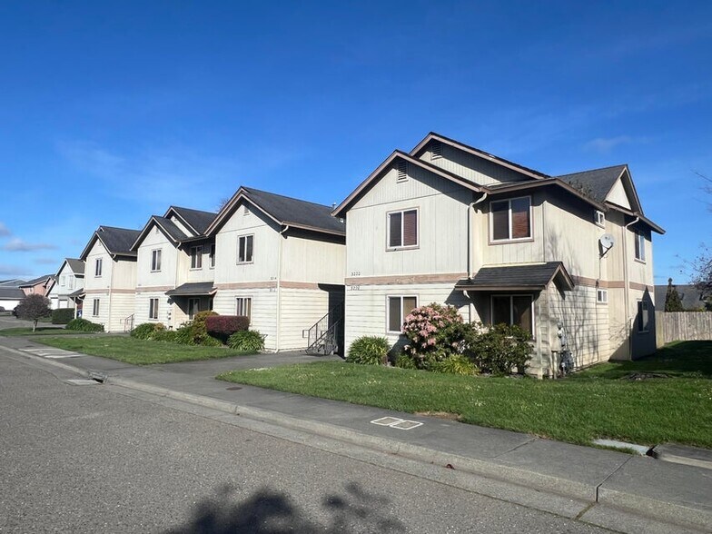 More Photos Of 3200 Matthew Ln, Fortuna Apartments For Sale