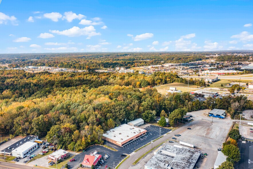 More Photos Of 23 Heritage Sq, Jackson Freestanding For Sale